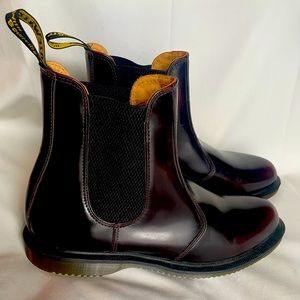 Never worn Dr. Martens Floras